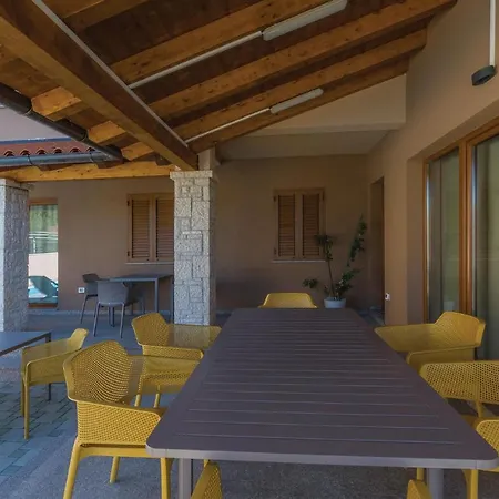 Tatil Evi Eleven-bedroom Holiday In Volme