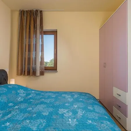 Eleven-bedroom Holiday In Volme Tatil Evi *