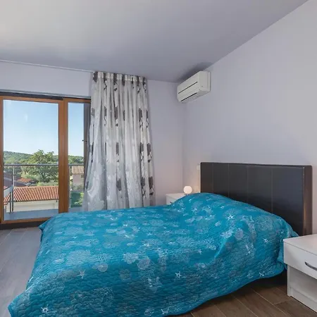 Tatil Evi Eleven-bedroom Holiday In Volme