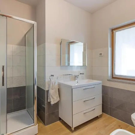 Tatil Evi Eleven-bedroom Holiday In Volme
