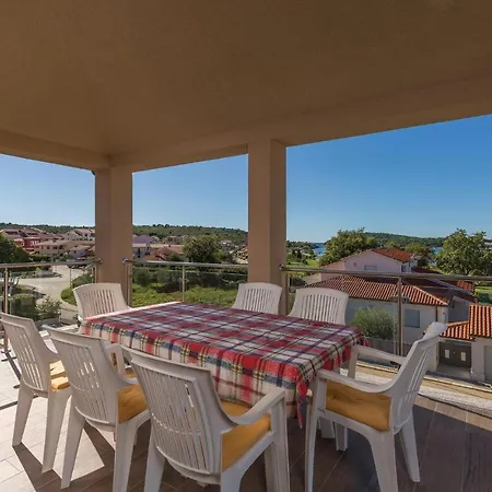 Tatil Evi Eleven-bedroom Holiday In Volme
