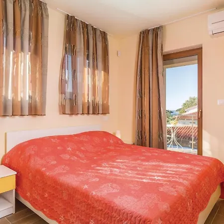 Tatil Evi Eleven-bedroom Holiday In Volme